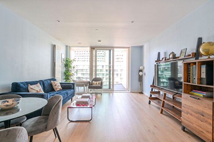 2 Bedroom Flat For Sale In Carrick House, Royal Docks, London, E16