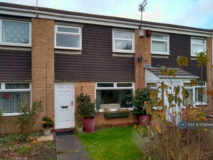 3 Bedroom Terraced House To Rent In Ebchester Court, Newcastle Upon Tyne, NE3