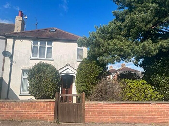 1 Bedroom Flat To Rent In Orchard Road, Stamford, PE9