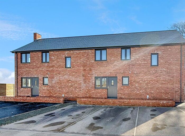 3 Bedroom Semi Detached House For Sale In North Road, Holsworthy, Devon, EX22