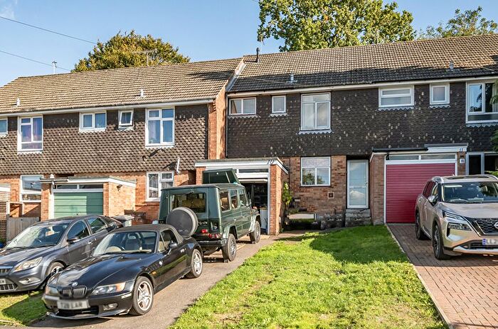 3 Bedroom Detached House For Sale In Conifer Rise, High Wycombe, HP12