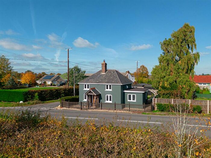 3 Bedroom Cottage For Sale In Forward Green, Stowmarket, IP14
