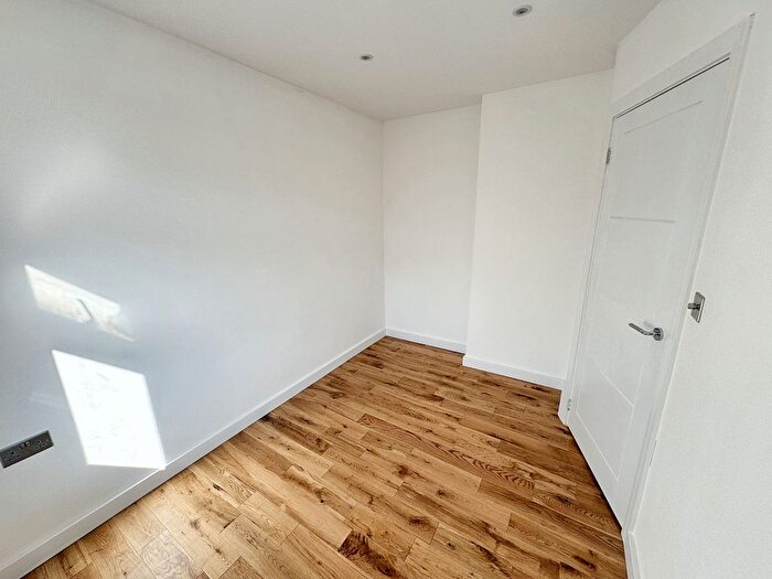 1 Bedroom Flat To Rent In Roebourne Way, North Woolwich, E16