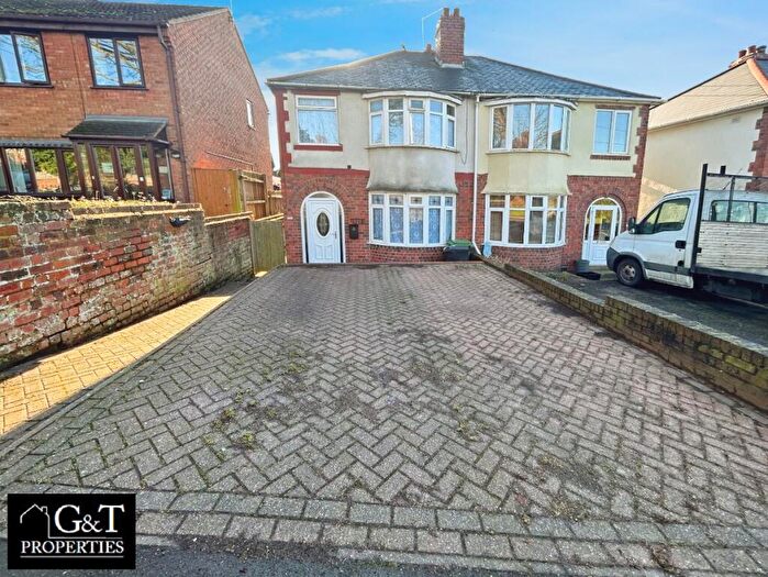 3 Bedroom Semi-Detached House To Rent In High Street, Brockmoor, Brierley Hill, DY5