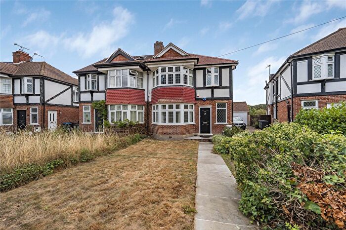 1 Bedroom Flat For Sale In Vale Crescent, London, SW15