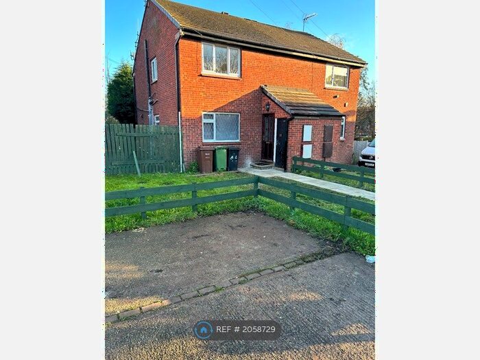 1 Bedroom Flat To Rent In Worcester Avenue, Leeds, LS10