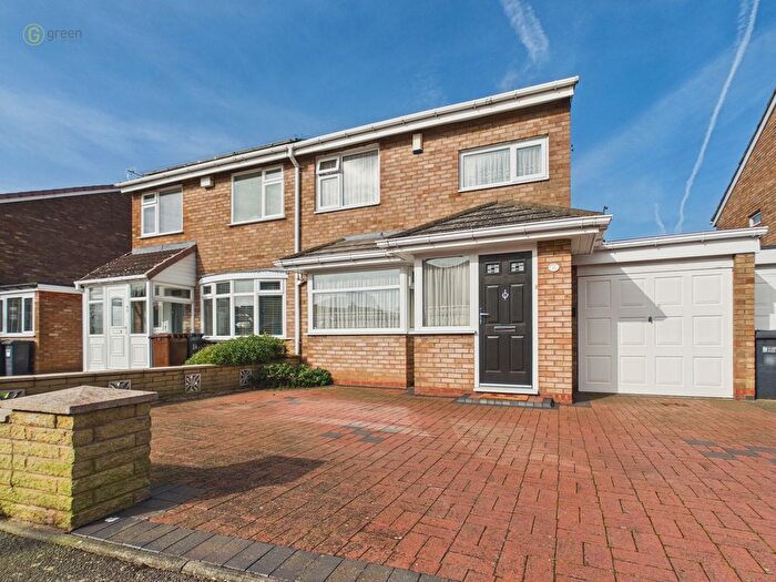 3 Bedroom Semi Detached House For Sale In Drummond Way, Chelmsley Wood, Solihull, B37