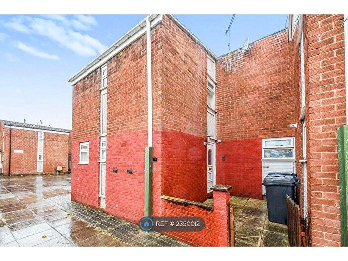 2 Bedroom End Of Terrace House To Rent In Abbeywood, Skelmersdale, WN8