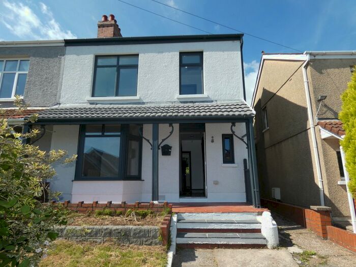 3 Bedroom Semi-Detached House To Rent In New Road, Swansea, SA5