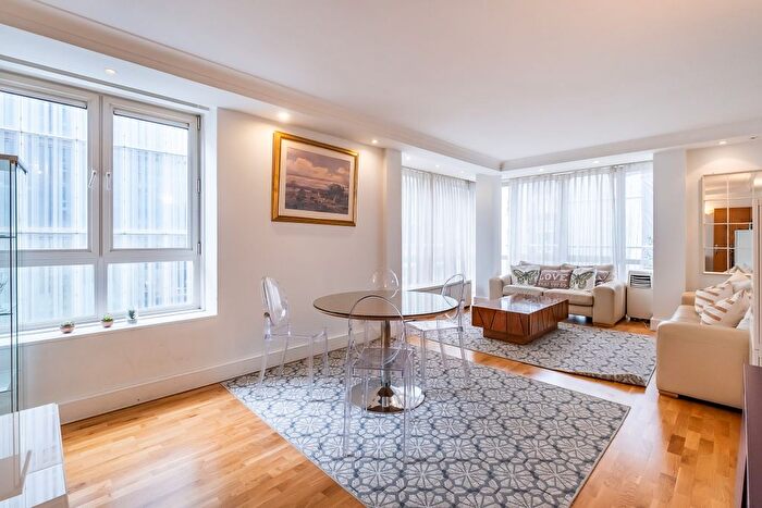 2 Bedroom Flat To Rent In Barrett Street, London, W1U