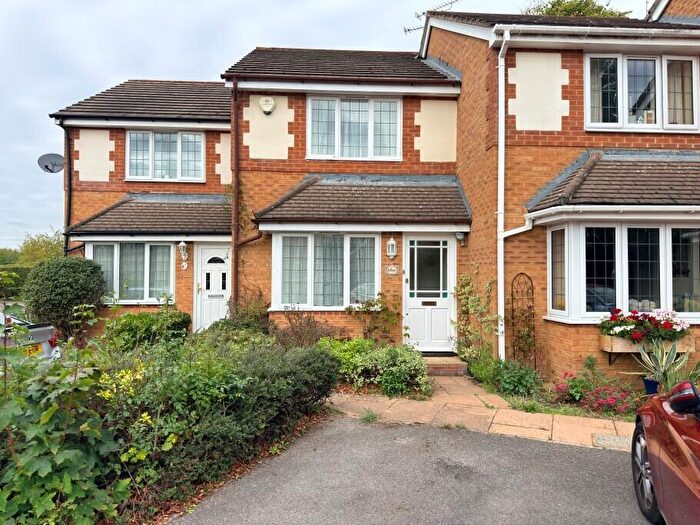2 Bedroom Terraced House For Sale In Peel Close, Woodley, Reading, Berkshire, RG5