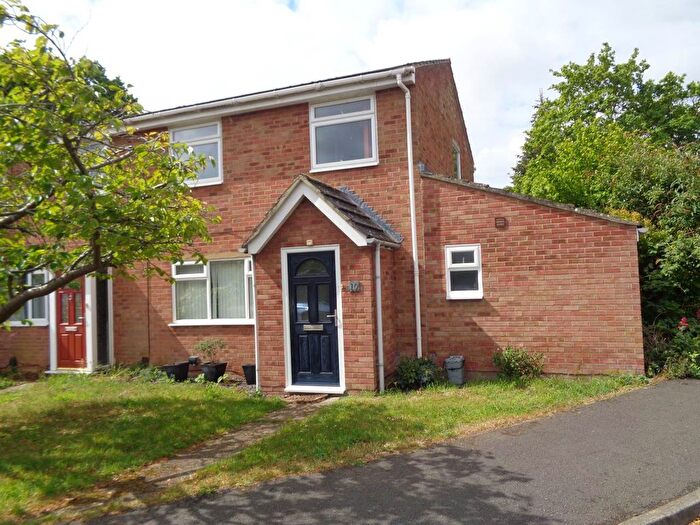 3 Bedroom Property To Rent In Pelham Close, Cottenham, Cambridge, CB24