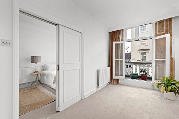 1 Bedroom Flat To Rent In Cumberland Street, Pimlico, SW1V