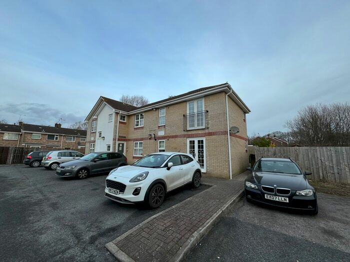 1 Bedroom Flat To Rent In Simmons Close, Hedge End, Southampton, SO30