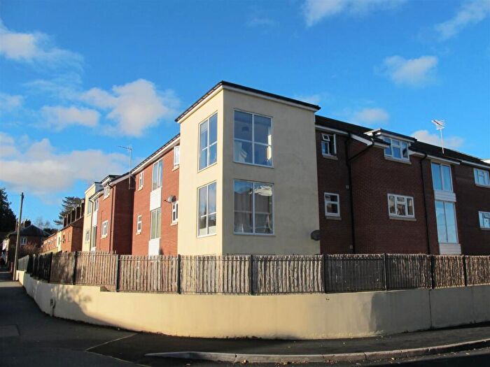 2 Bedroom Flat To Rent In Ryelands Road, Leominster, Herefordshire, HR6