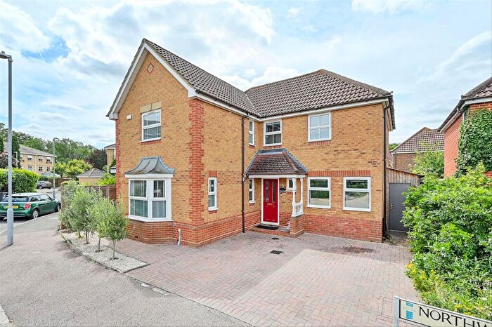 4 Bedroom Property To Rent In Northweald Lane, Kingston Upon Thames, KT2