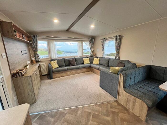 2 Bedroom Park Home For Sale In Polperro Holiday Park, PL13