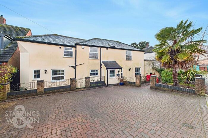 4 Bedroom Detached House For Sale In Station Road, Reedham, Norwich, NR13