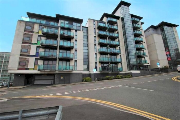 2 Bedroom Flat To Rent In Lovell House, Skinner Lane, Leeds, West Yorkshire, LS7