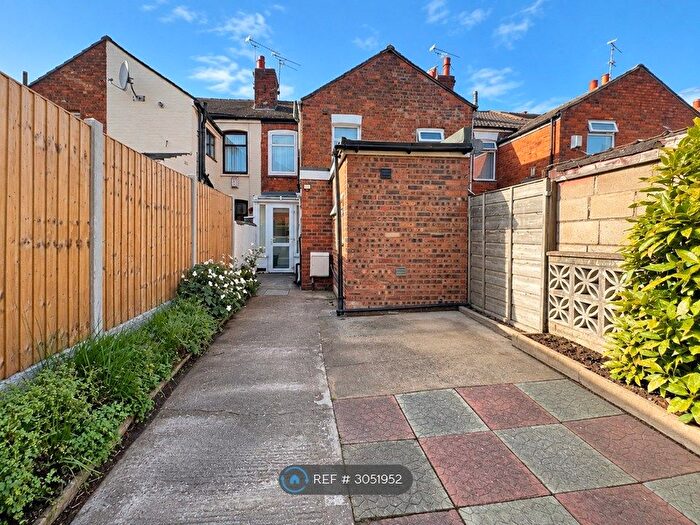 2 Bedroom Terraced House To Rent In Hall O Shaw St, Crewe, CW1