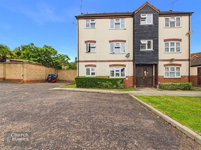 1 Bedroom Apartment For Sale In Thornborough Avenue, South Woodham Ferrers, CM3