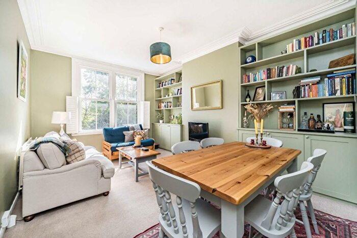 2 Bedroom Flat To Rent In Eardley Road, Streatham, SW16