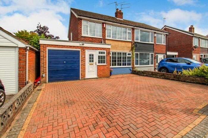 3 Bedroom Semi-Detached House For Sale In Milford Avenue, Werrington, Stoke-On-Trent, ST9