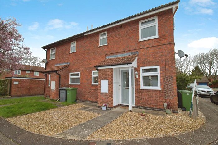 1 Bedroom Cluster House For Sale In Cranemore, Werrington, PE4