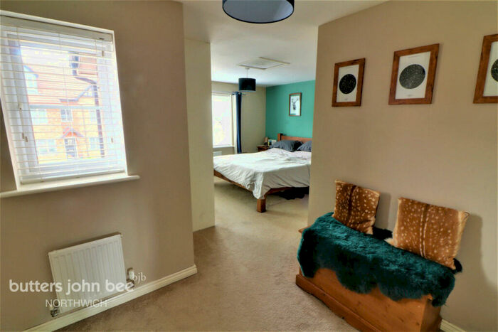 5 Bedroom Detached House For Sale In Kensington Crescent, Northwich, CW8