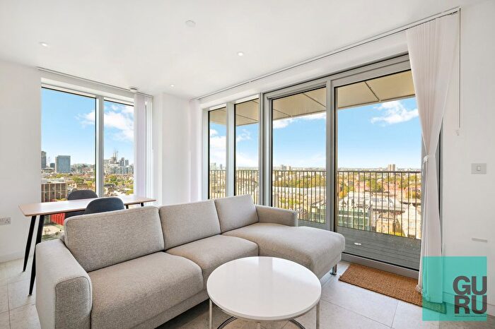 2 Bedroom Flat To Rent In Silk District, London, E1