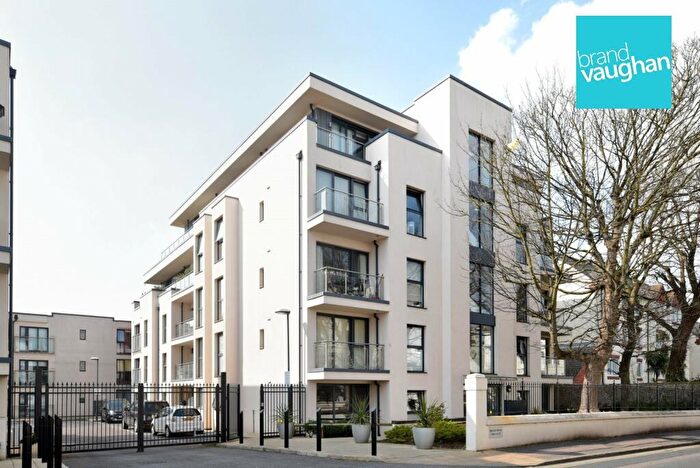 2 Bedroom Flat To Rent In Blanche House, Dyke Road, Brighton, East Sussex, BN1