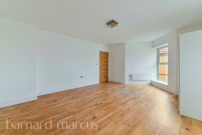 1 Bedroom Apartment To Rent In Frith Road, Croydon, CR0