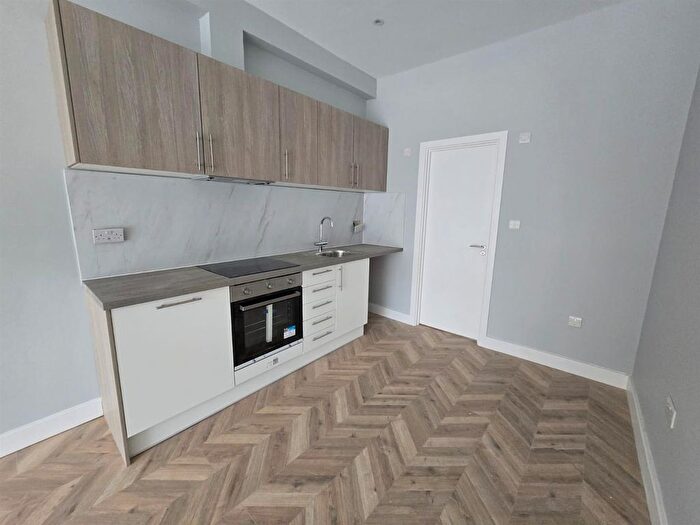 Studio To Rent In Lee High Road, London, SE12