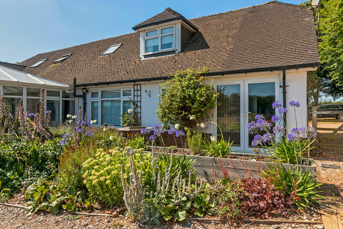 1 Bedroom Property To Rent In Stoke Charity Road, Kings Worthy, Winchester, SO21