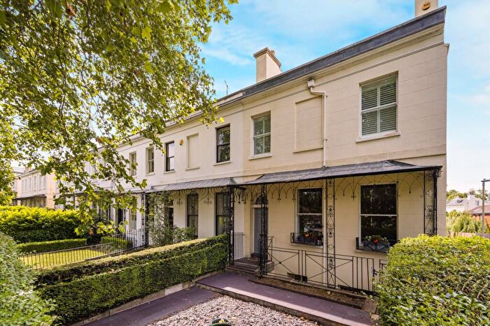 5 Bedroom End Of Terrace House For Sale In Prestbury Road, Cheltenham, GL52