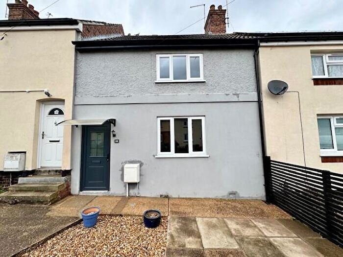 2 Bedroom Terraced House For Sale In Tennyson Road Louth, LN11