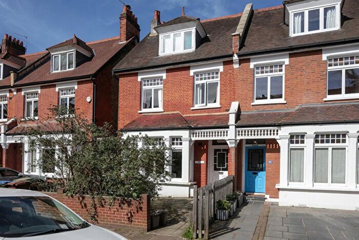 6 Bedroom Semi Detached House For Sale In Grove Park, Camberwell, SE5