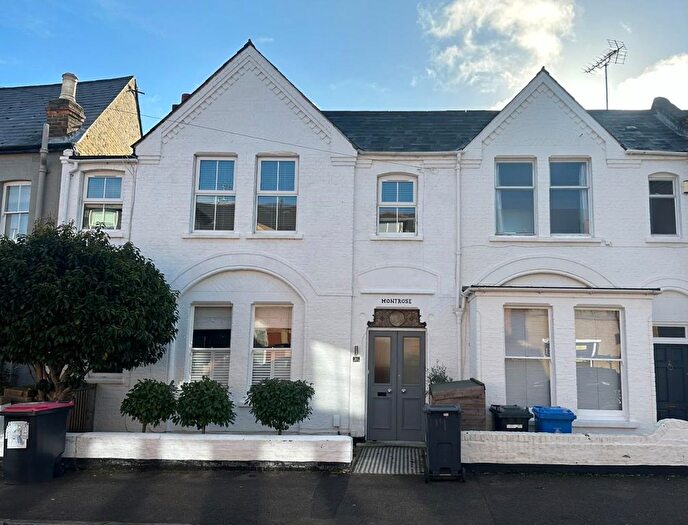 2 Bedroom Detached House To Rent In Frances Road, Windsor, SL4