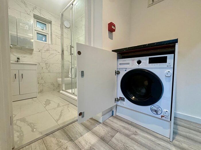 1 Bedroom Flat To Rent In Waylen Street, Reading, RG1