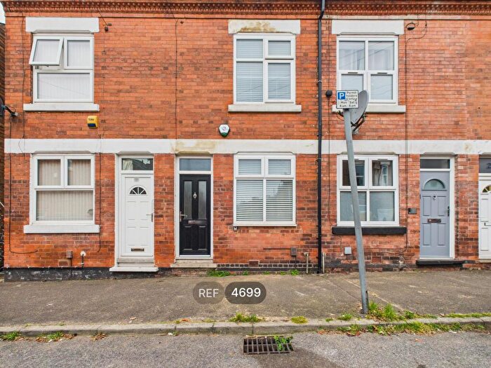 2 Bedroom Terraced House To Rent In Woodville Road, Nottingham, NG5