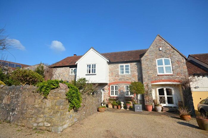 4 Bedroom Character Property For Sale In Furlong Place, Axbridge, BS26