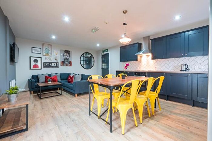 5 Bedroom Flat To Rent In Byron Street, Newcastle, NE2