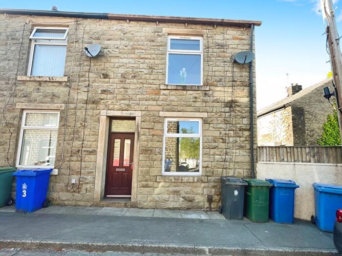 2 Bedroom Terraced House To Rent In Rockcliffe Street, Rossendale, BB4
