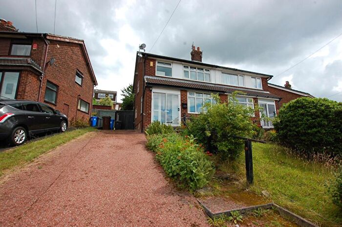 3 Bedroom Semi-Detached House For Sale In Broadhill Road, Stalybridge, Greater Manchester, SK15