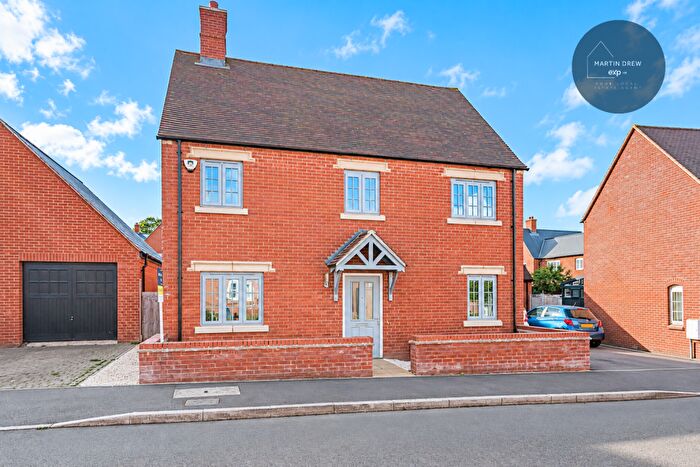 4 Bedroom Detached House For Sale In Jutland Drive, Brackley, NN13