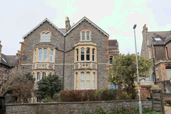 2 Bedroom Flat To Rent In Albert Road, Clevedon, BS21