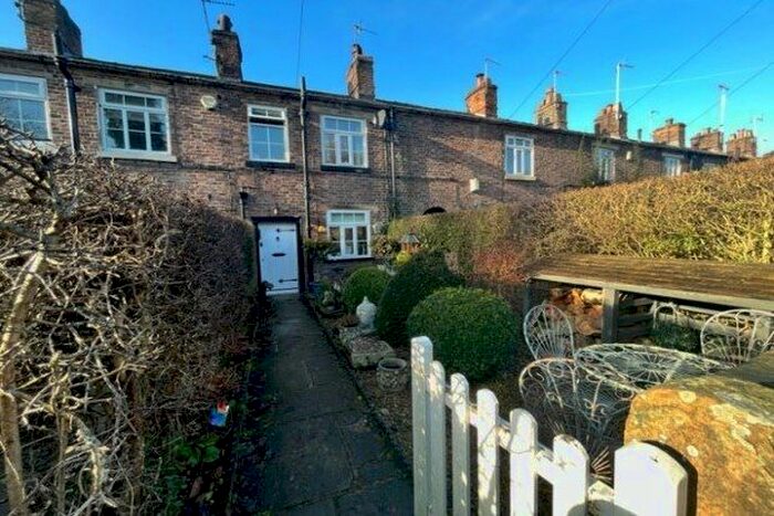 2 Bedroom Cottage To Rent In Bollin Grove, Macclesfield, SK10