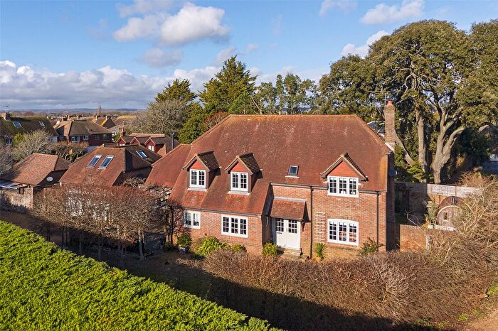 5 Bedroom Detached House For Sale In Honey Lane, Angmering, BN16