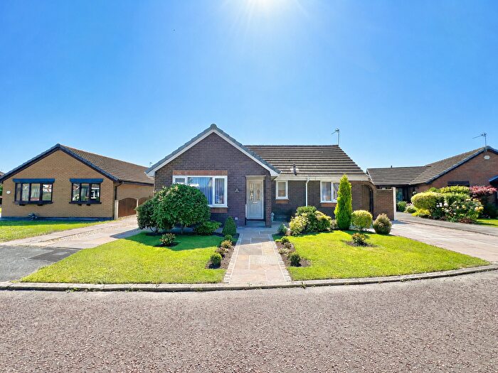 3 Bedroom Bungalow For Sale In Heron Close, Thornton, FY5