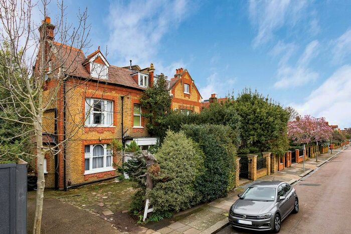 Studio To Rent In Malbrook Road, Putney, London, SW15